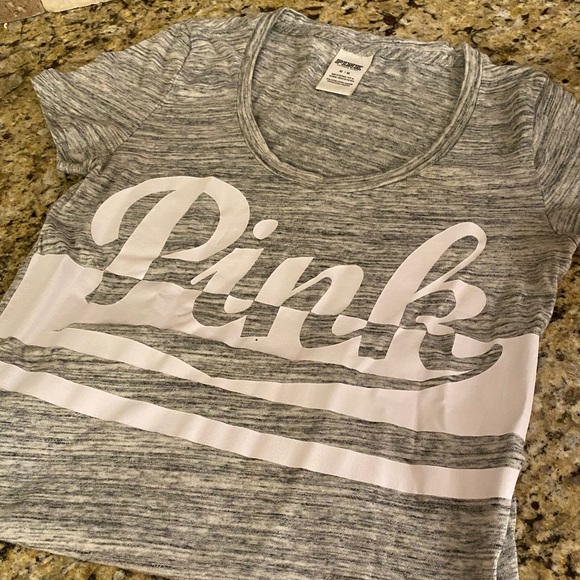 🎀VS PINK t-shirt bundle - Picture 2 of 4
